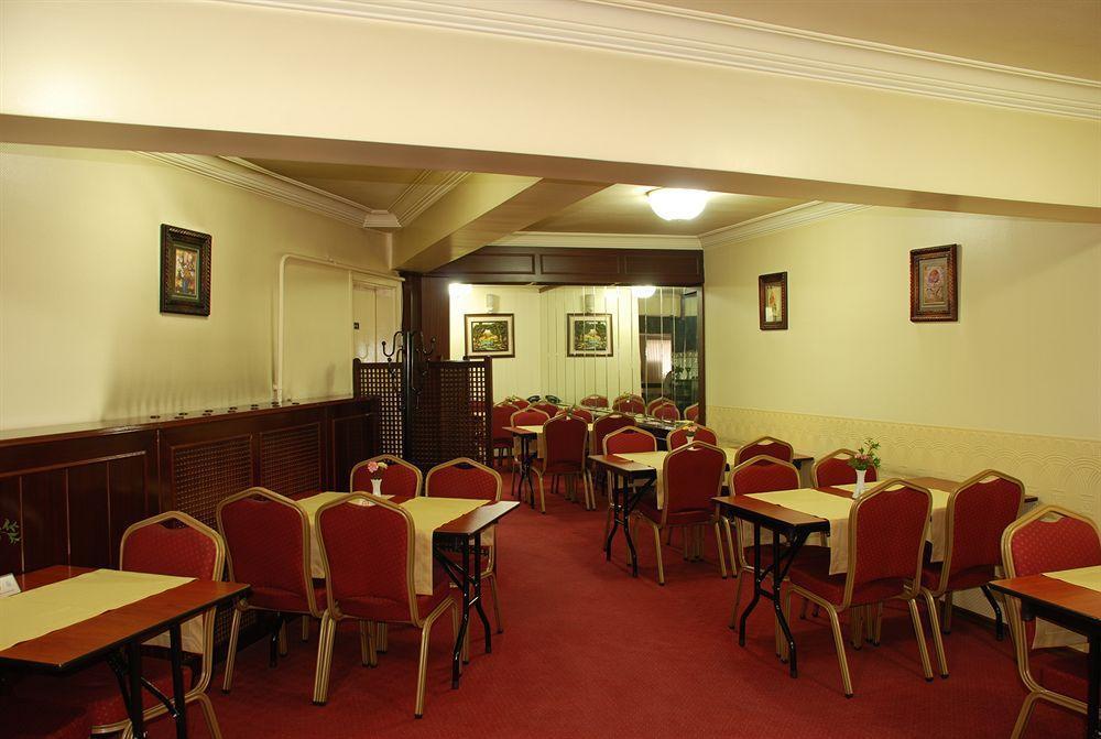 Hotel Mithat 3*