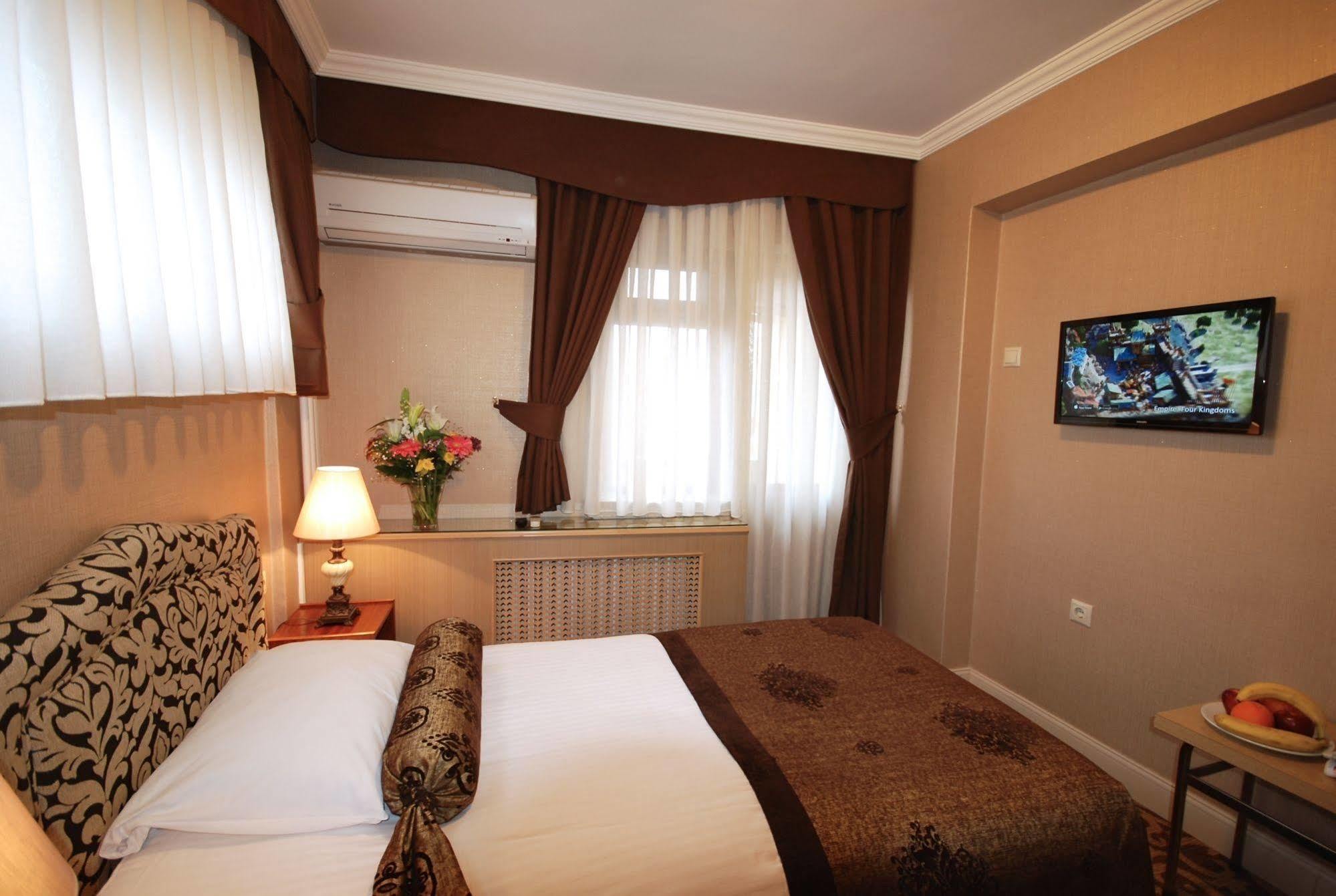 Mithat Hotel